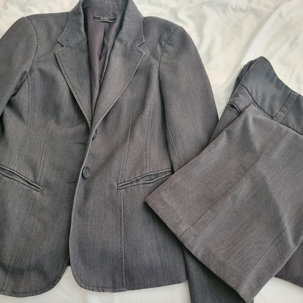 Dark grey suit sz 2